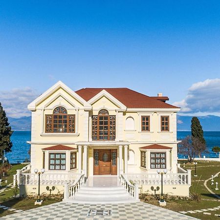 Villa Filoxenia - By The Sea - Up To 12 Guests Kato Rodini Екстериор снимка