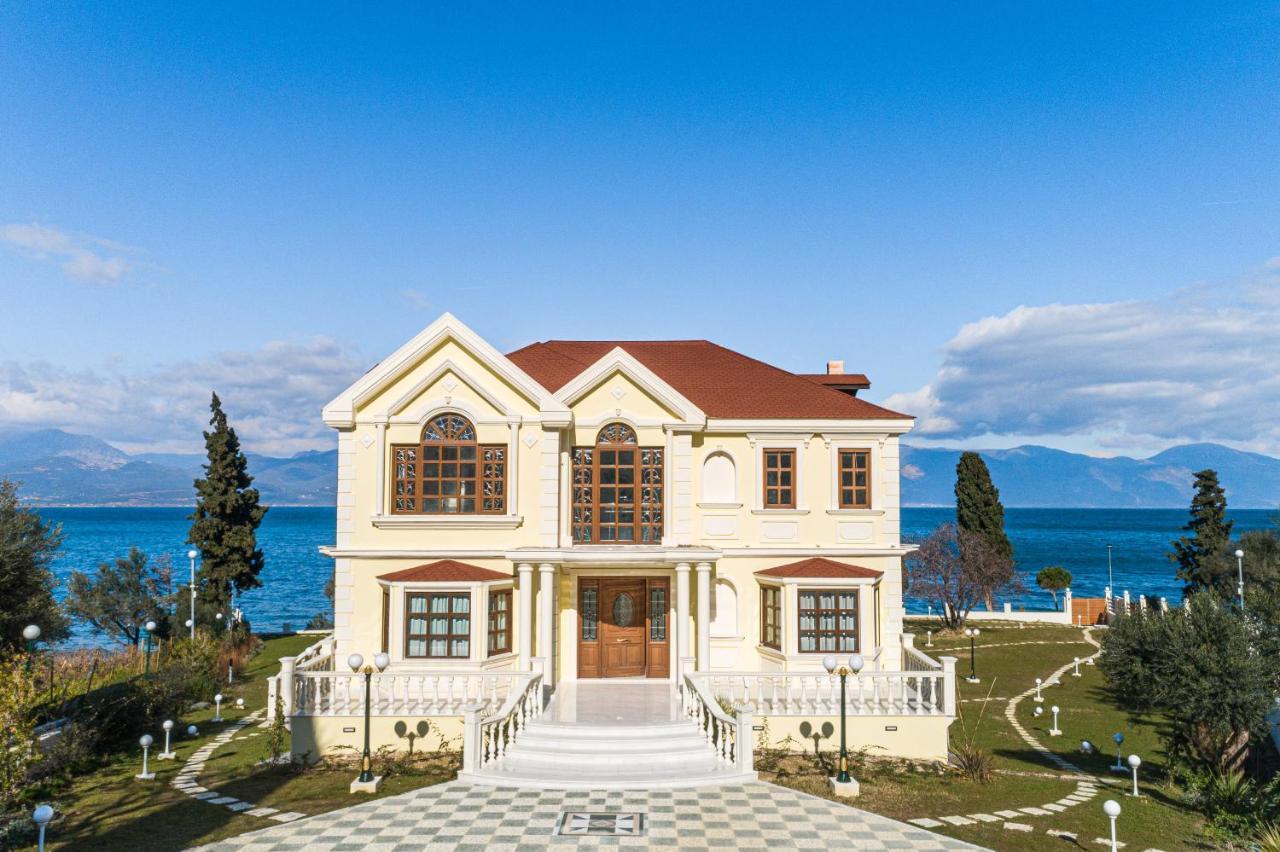 Villa Filoxenia - By The Sea - Up To 12 Guests Kato Rodini Екстериор снимка